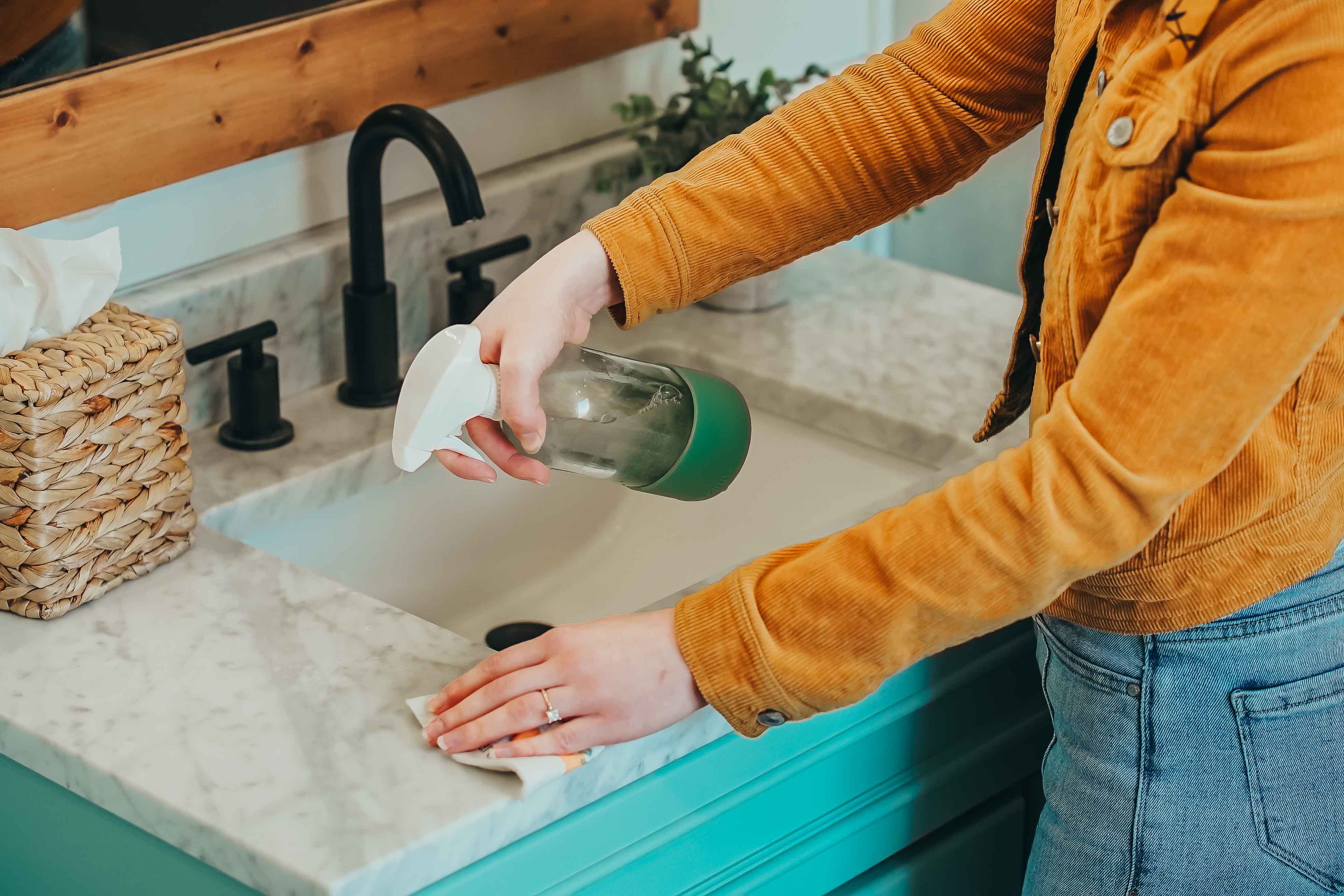 Beyond Clean: Unlocking Mental Well-being with Natural & Non-Toxic Cleaning Products